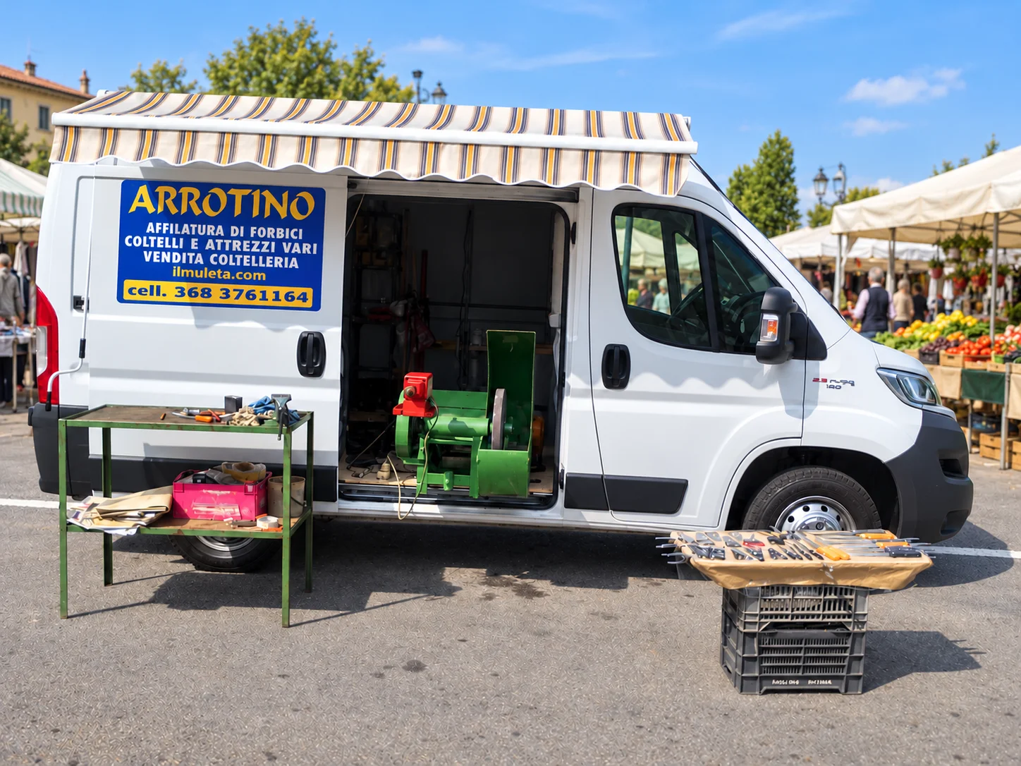 Der originale Il-Muleta-Wagen mit Schleifmaschine und Marktstand